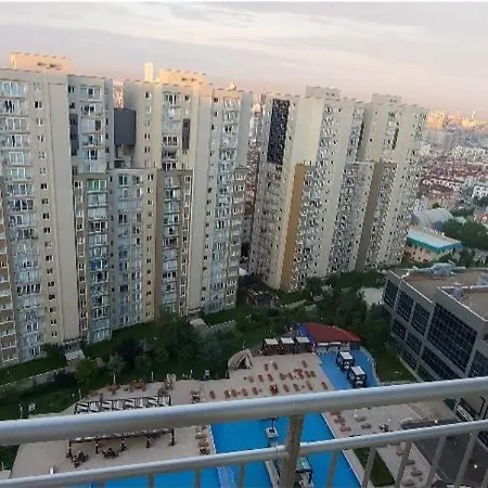 דירה Beylikduzu Huzurlu Aile Yasam Sitesi Ful Donanimli Ev *