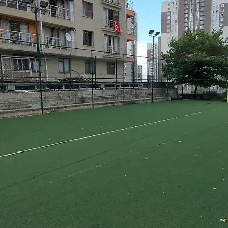 Beylikduzu Huzurlu Aile Yasam Sitesi Ful Donanimli Ev איסטמבול