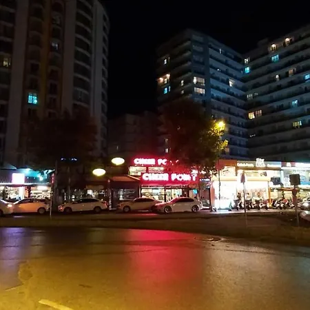 Beylikduzu Huzurlu Aile Yasam Sitesi Ful Donanimli Ev דירה
