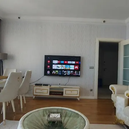 Beylikduzu Huzurlu Aile Yasam Sitesi Ful Donanimli Ev דירה איסטמבול