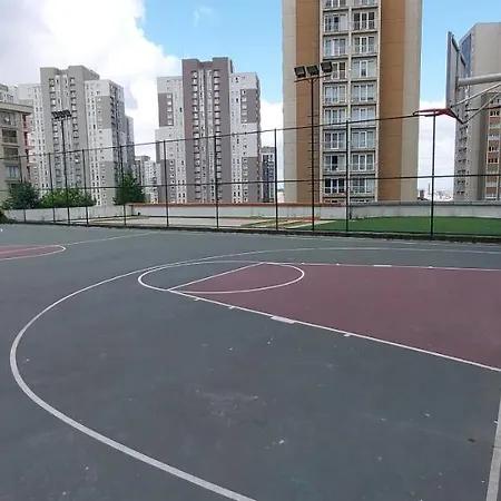 公寓 Beylikduzu Huzurlu Aile Yasam Sitesi Ful Donanimli Ev *