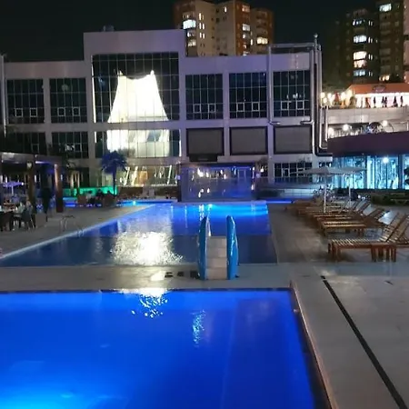 Beylikduzu Huzurlu Aile Yasam Sitesi Ful Donanimli Ev Apartment Istanbul