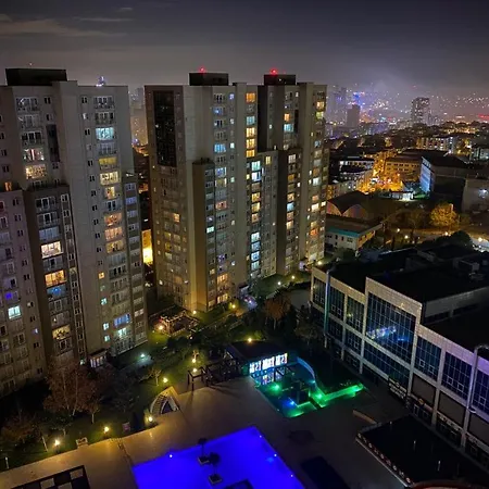 Beylikduzu Huzurlu Aile Yasam Sitesi Ful Donanimli Ev * 伊斯坦布尔